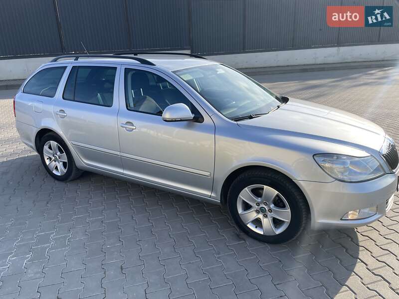 Универсал Skoda Octavia 2012 в Рожище