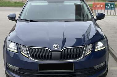 Лифтбек Skoda Octavia 2017 в 