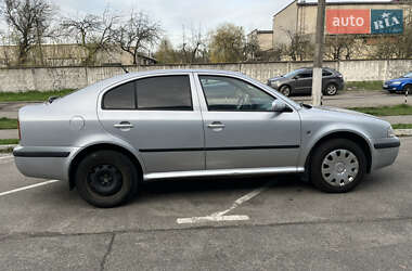 Ліфтбек Skoda Octavia 2008 в 