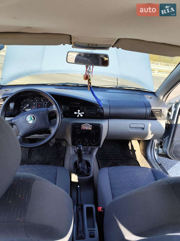 Skoda Octavia 2002
