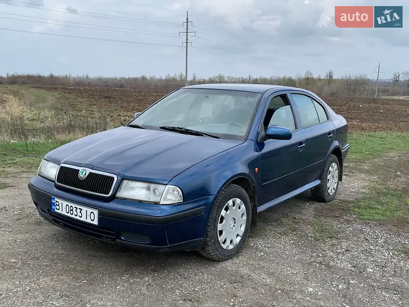 Лифтбек Skoda Octavia 1997 в 