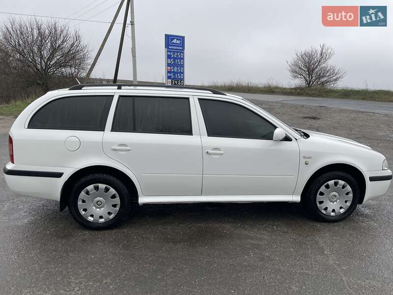 Универсал Skoda Octavia 2005 в Лысянке