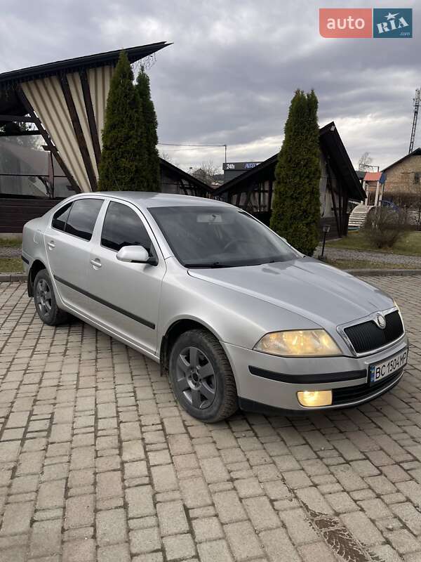 Лифтбек Skoda Octavia 2008 в 
