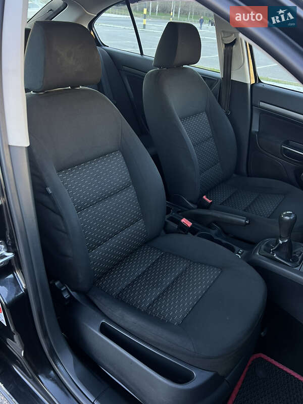 Лифтбек Skoda Octavia 2011 в Киеве