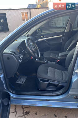 Лифтбек Skoda Octavia 2009 в 