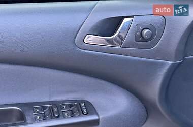 Ліфтбек Skoda Octavia 2010 в 