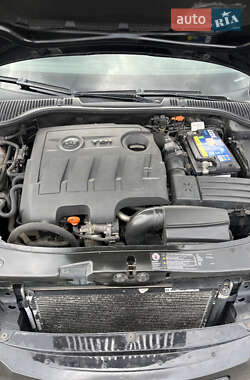 Универсал Skoda Octavia 2012 в 