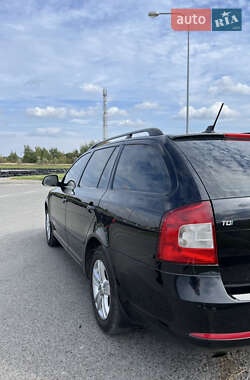 Универсал Skoda Octavia 2012 в 