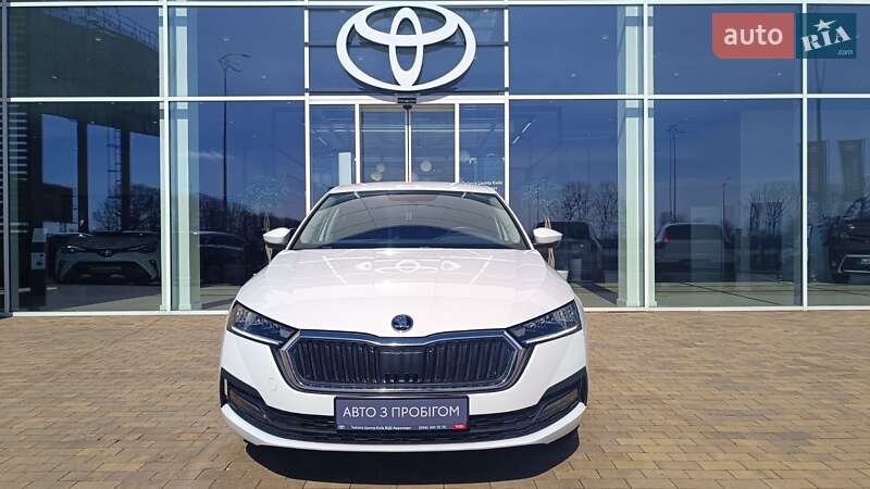 Лифтбек Skoda Octavia 2023 в Киеве