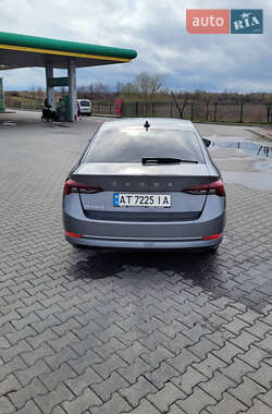 Ліфтбек Skoda Octavia 2023 в 