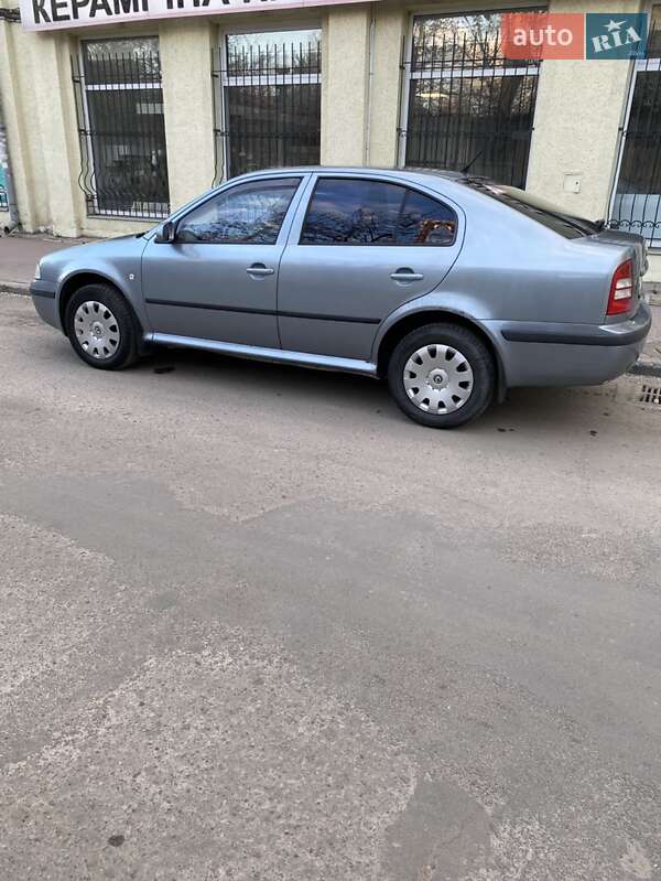 Лифтбек Skoda Octavia 2005 в Львове