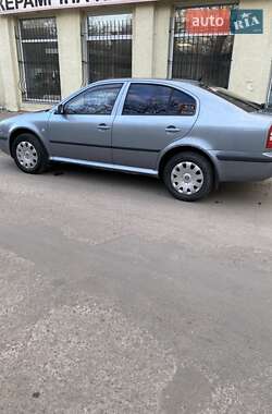 Лифтбек Skoda Octavia 2005 в 