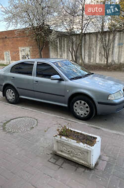Лифтбек Skoda Octavia 2005 в 