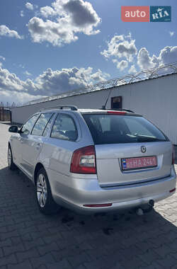 Универсал Skoda Octavia 2009 в 