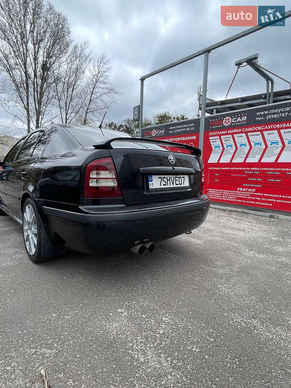 Ліфтбек Skoda Octavia 2003 в Києві