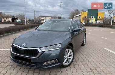 Універсал Skoda Octavia 2021 в 