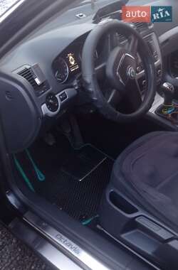 Универсал Skoda Octavia 2012 в 