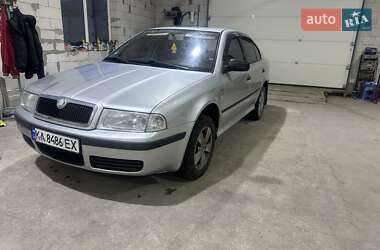 Ліфтбек Skoda Octavia 2004 в 
