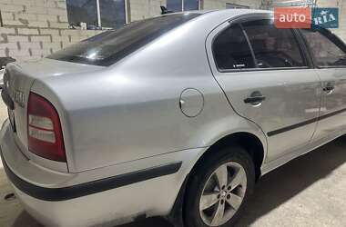 Ліфтбек Skoda Octavia 2004 в 