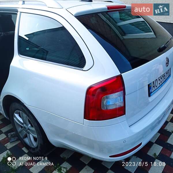 Універсал Skoda Octavia 2013 в Ужгороді