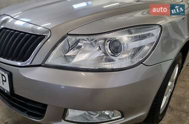 Лифтбек Skoda Octavia 2012 в 