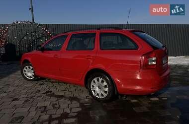 Универсал Skoda Octavia 2011 в 