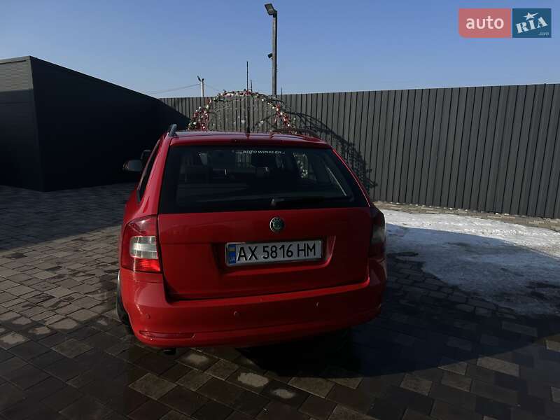 Універсал Skoda Octavia 2011 в Полтаві