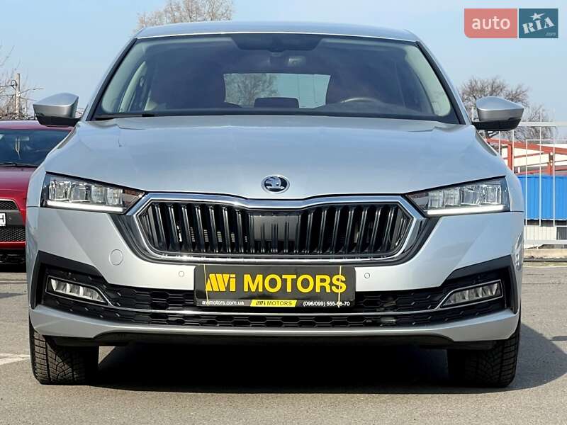 Лифтбек Skoda Octavia 2022 в Киеве