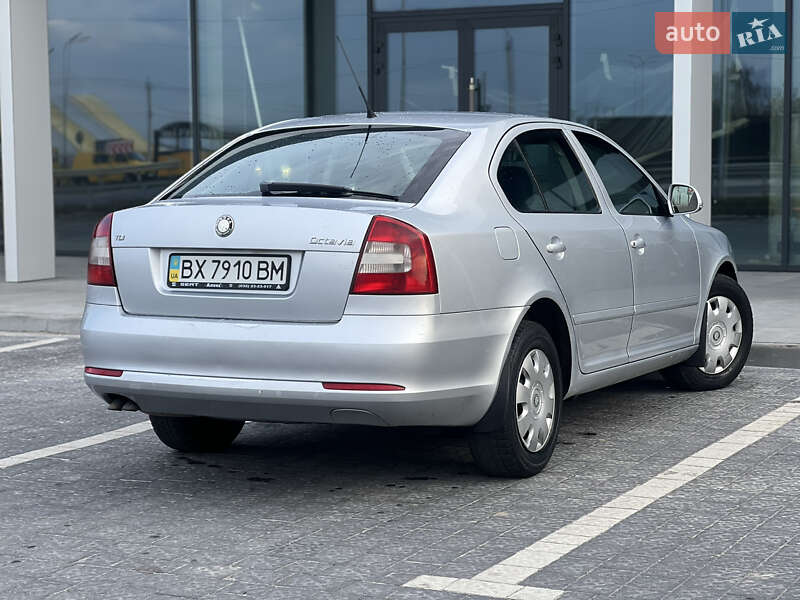 Лифтбек Skoda Octavia 2010 в Львове