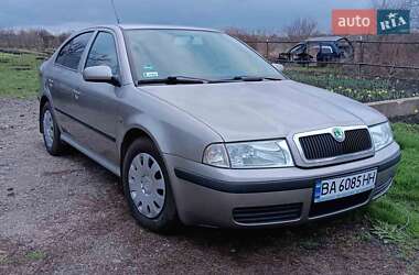 Лифтбек Skoda Octavia 2009 в 