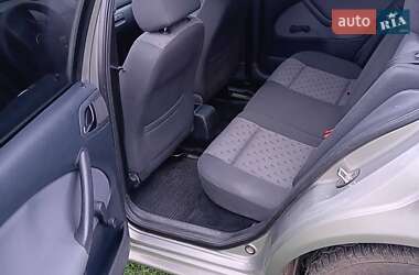 Лифтбек Skoda Octavia 2009 в 
