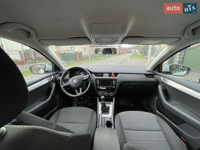Лифтбек Skoda Octavia 2016 в Иршаве
