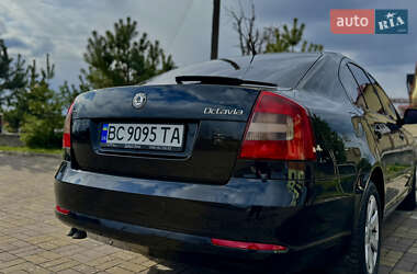 Лифтбек Skoda Octavia 2010 в 