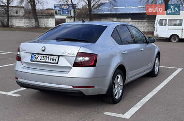 Ліфтбек Skoda Octavia 2018 в 