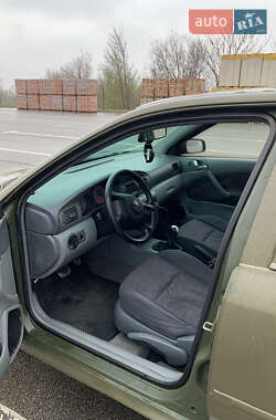 Ліфтбек Skoda Octavia 1997 в 