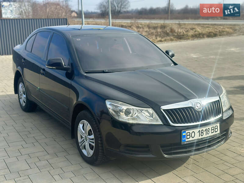 Ліфтбек Skoda Octavia 2011 в Брошневі-Облозі