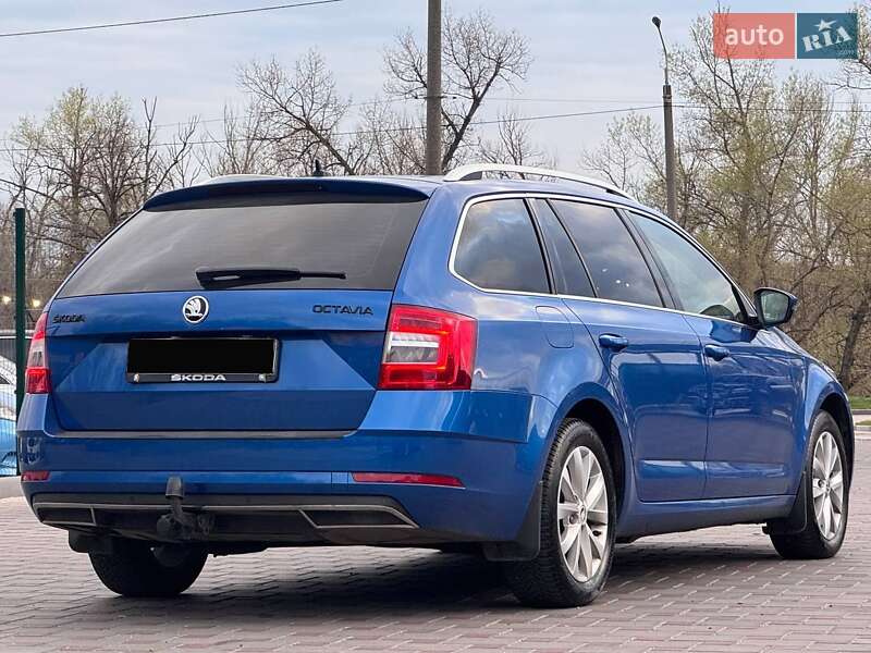 Универсал Skoda Octavia 2017 в Запорожье