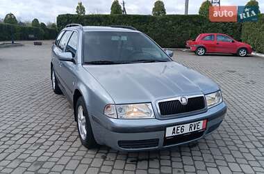 Універсал Skoda Octavia 2003 в Долині