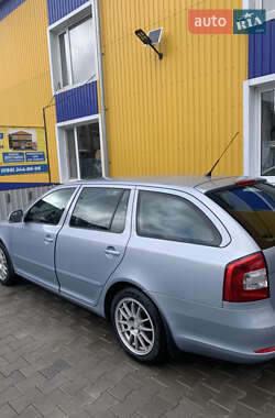 Универсал Skoda Octavia 2009 в 
