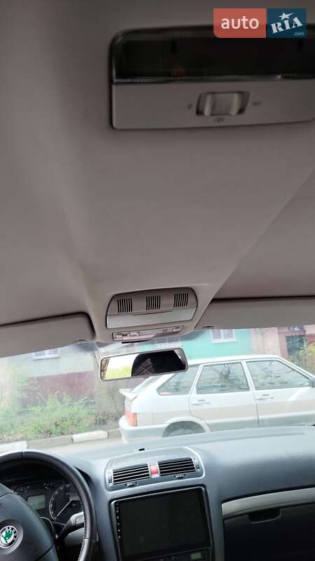 Ліфтбек Skoda Octavia 2008 в Запоріжжі