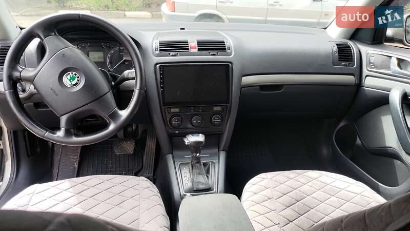 Ліфтбек Skoda Octavia 2008 в Запоріжжі