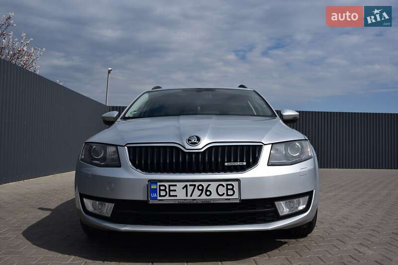 Универсал Skoda Octavia 2015 в Вознесенске