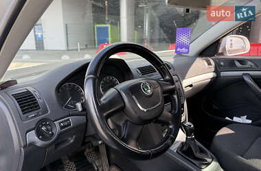 Лифтбек Skoda Octavia 2011 в 