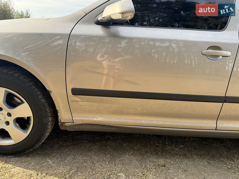 Ліфтбек Skoda Octavia 2008 в Бучі