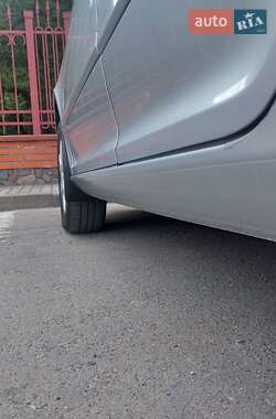 Лифтбек Skoda Octavia 2011 в 