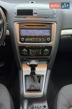 Универсал Skoda Octavia 2010 в 