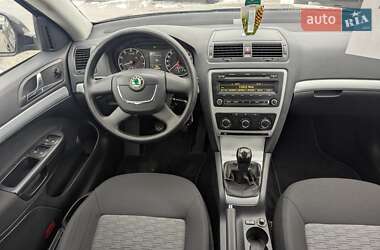Универсал Skoda Octavia 2010 в 