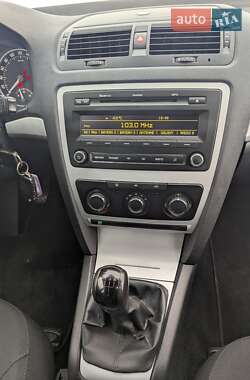 Универсал Skoda Octavia 2010 в 