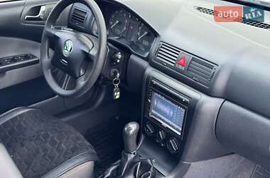 Лифтбек Skoda Octavia 2006 в 