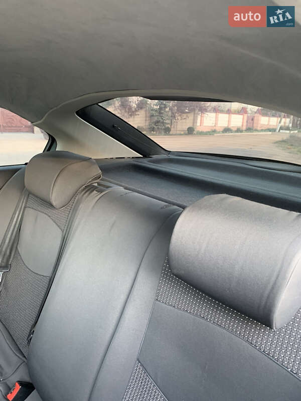 Ліфтбек Skoda Octavia 2006 в Новій Одесі